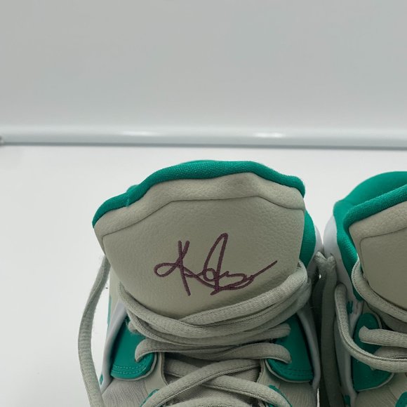 Size 7Y Nike Kyrie Infinity "Sue Bird" Basketball Shoes Golden Tribute - Picture 4 of 9